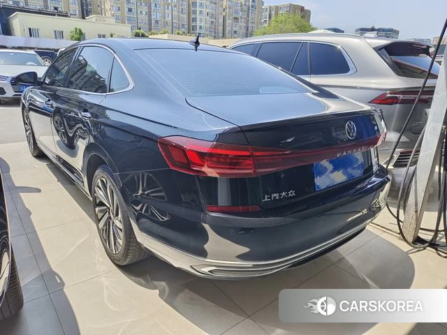 Volkswagen Passat id 4277548 из Китая 7