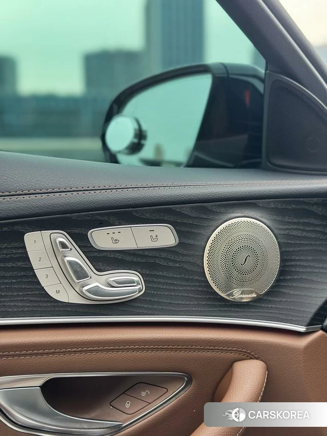 Mercedes-Benz E-class id 4290190 из Китая 9