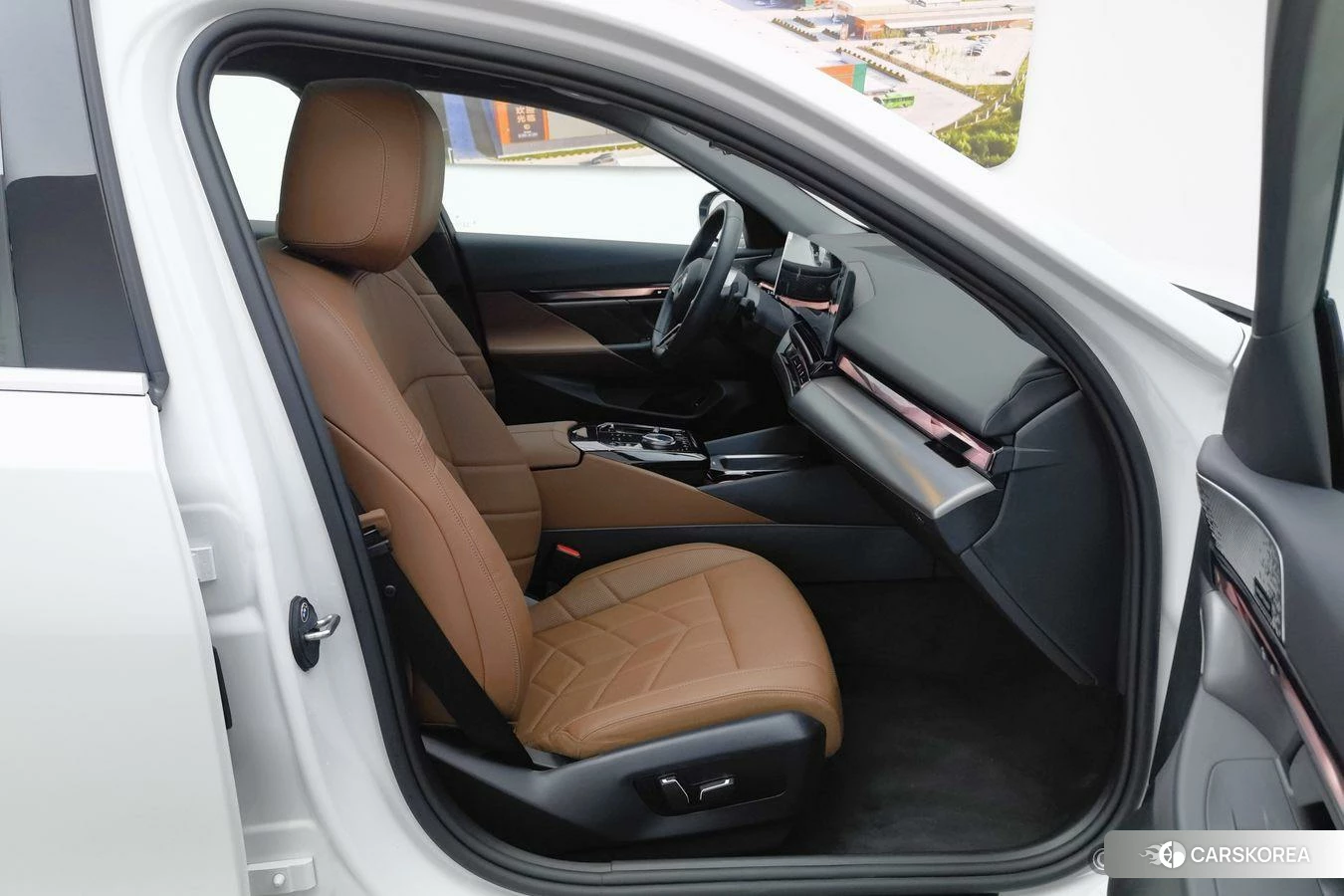 BMW 5 series id 4479245 из Китая 17