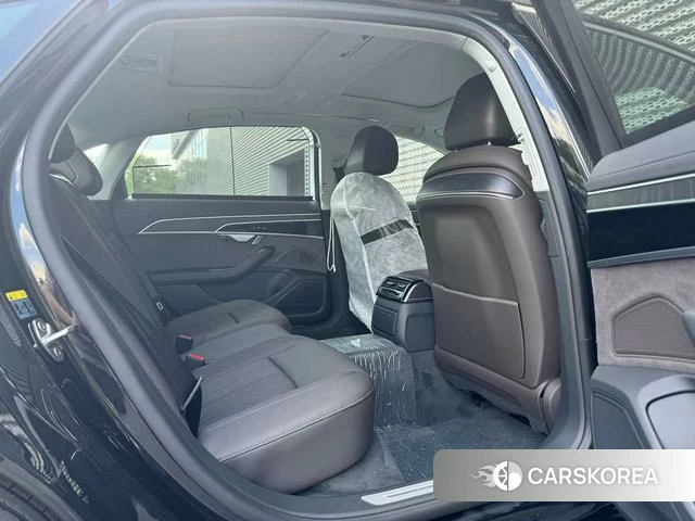 Audi A8 id 4260179 из Китая 9