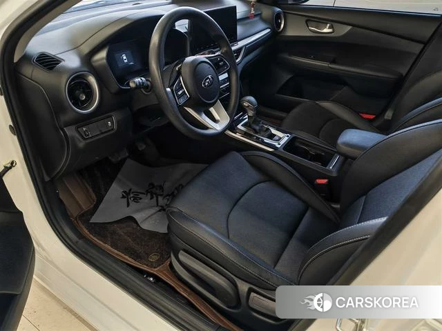 Kia K3 2021 Белый из Китая, фото 3