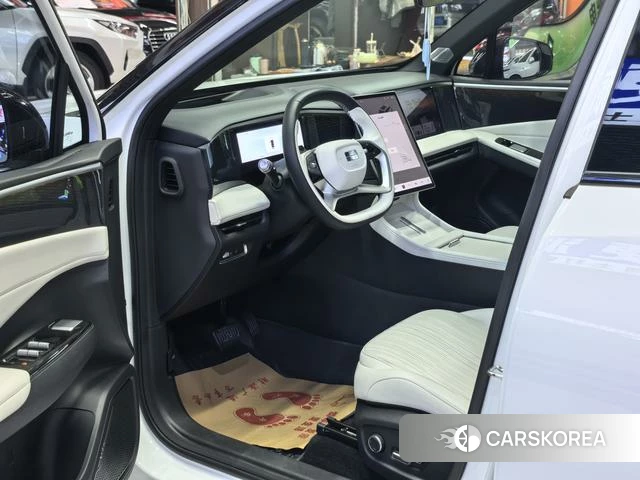 Geely Galaxy Galaxy L7 id 4218660 из Китая 12