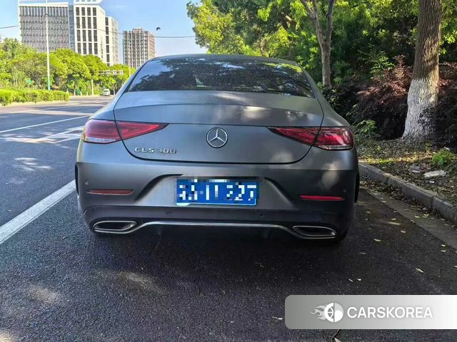 Mercedes-Benz CLS 2022 Серебристо-серый из Китая, фото 3