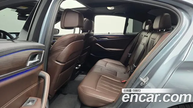 BMW 5 Series (G30) id 2525828 из Кореи 13