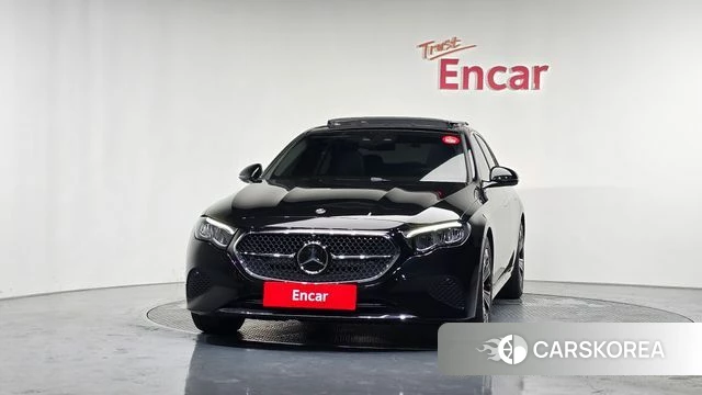 Mercedes-Benz E-Class W214 id 4612366 из Кореи 23