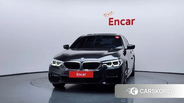 BMW 5 Series (G30) id 3853926 из Кореи 13