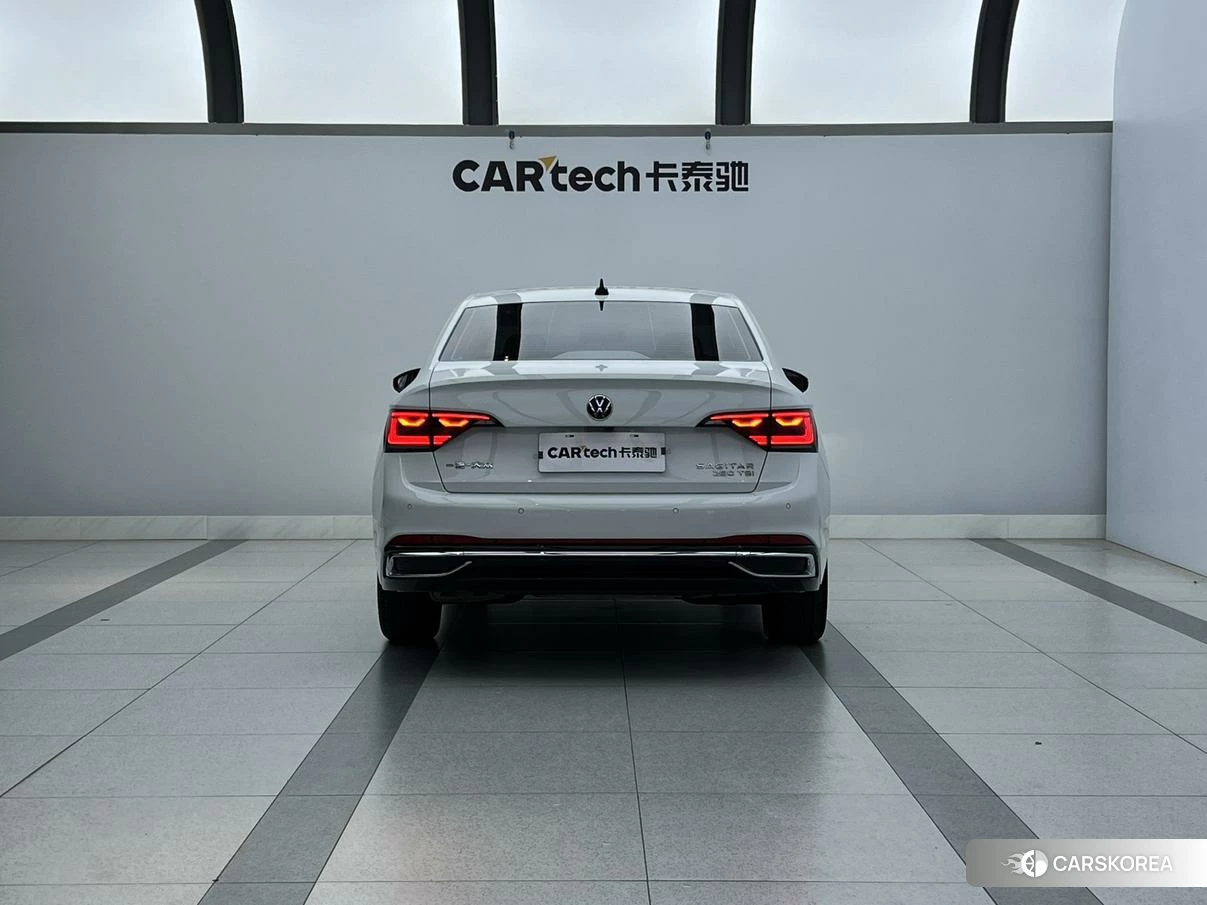 Volkswagen Sagitar id 4479556 из Китая 12