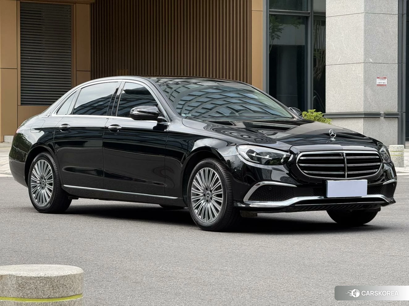 Mercedes-Benz E-class id 4454573 из Китая 12