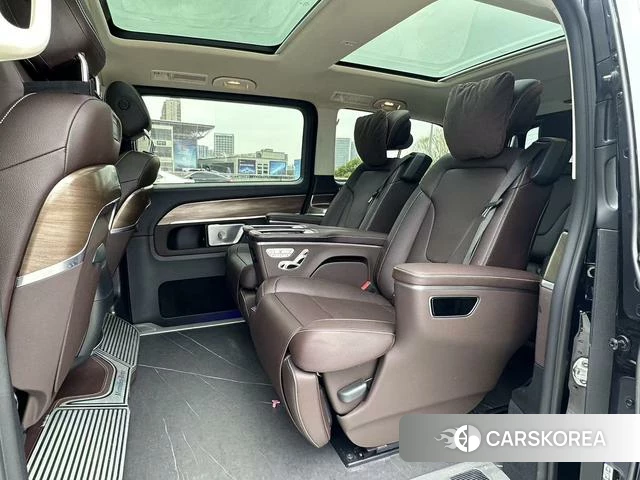 Mercedes-Benz V-class 2023 Черный из Китая, фото 6