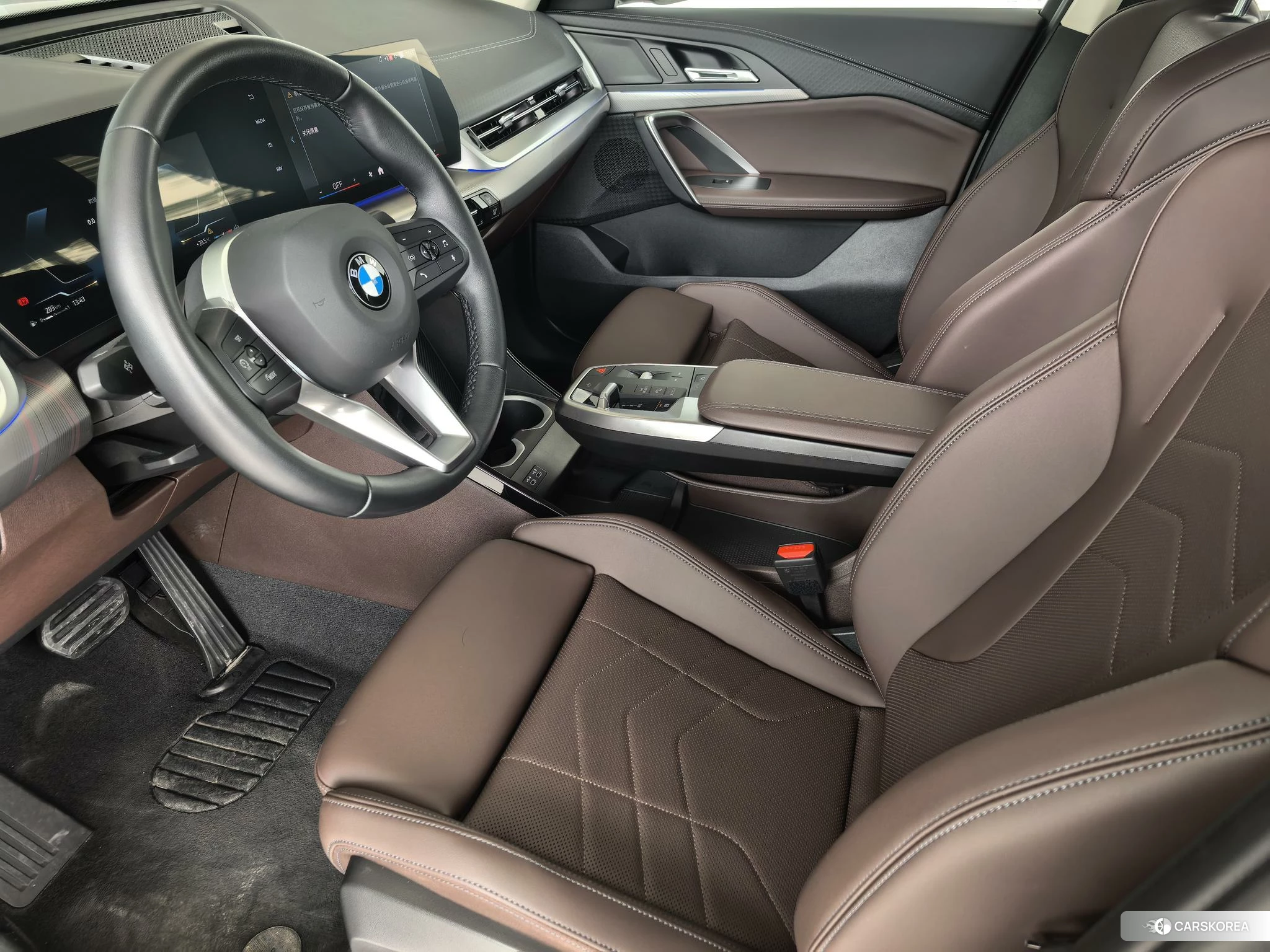 BMW X2 (import) 2024 Темно-серый из Китая, фото 4