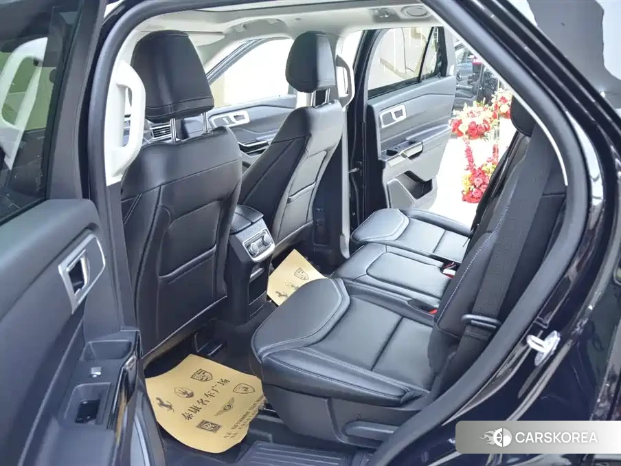 Ford Explorer id 4583889 из Китая 8