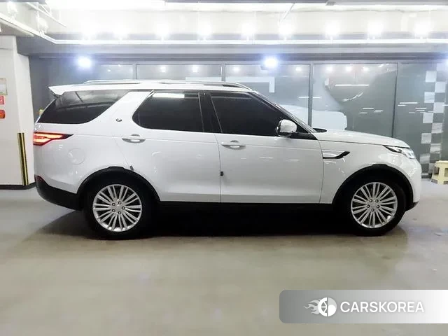 Land Rover Discovery 5 id 3588200 из Кореи 13