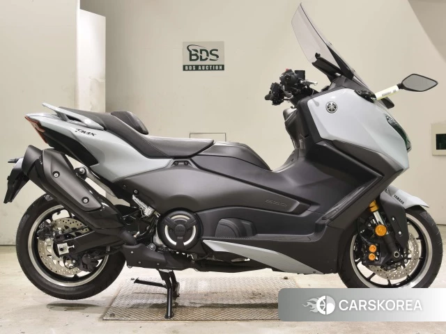 Проданный Yamaha T-MAX 560 TECH MAX 2026 из Японии, фото 2