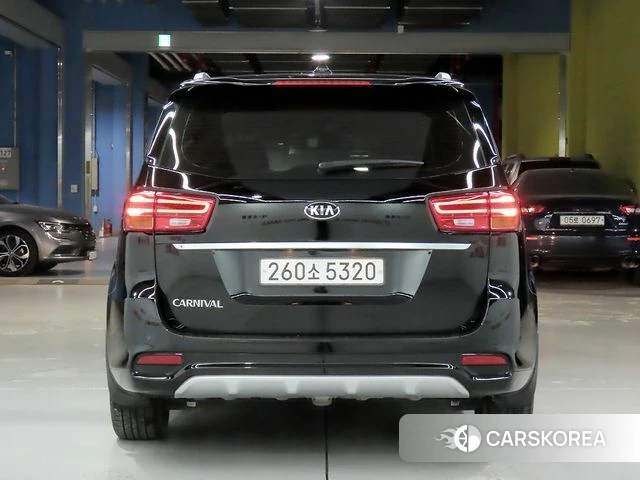 Kia The New Carnival id 4923553 из Кореи 13