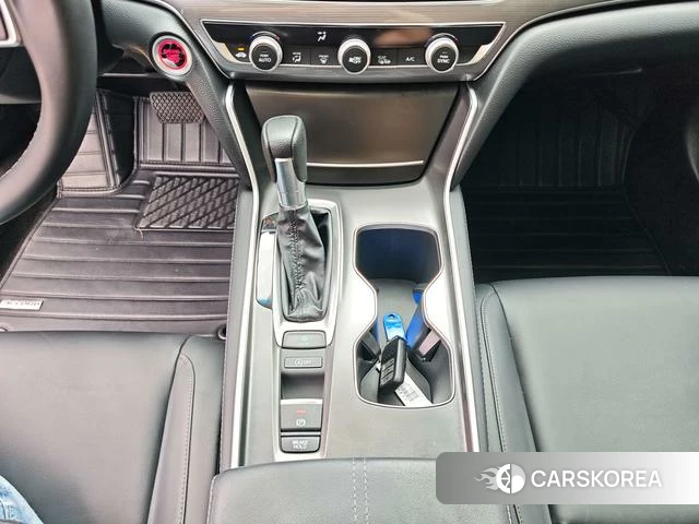 Honda Accord id 4263458 из Китая 21