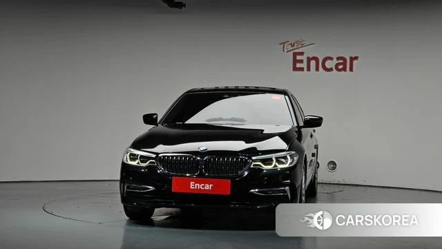 BMW 5 Series (G30) id 4525457 из Кореи 23