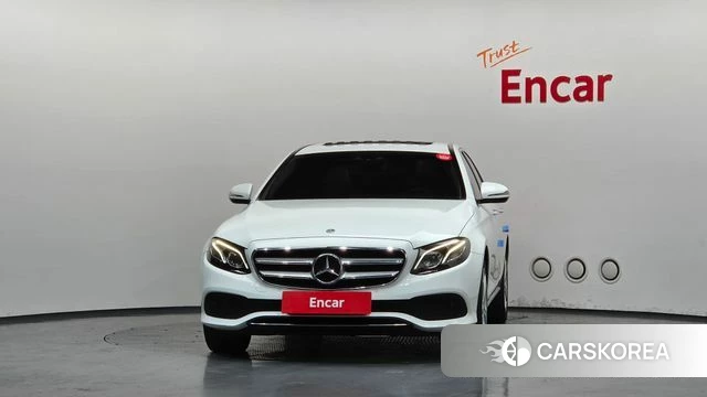 Mercedes-Benz E-Class W213 id 4737642 из Кореи 23