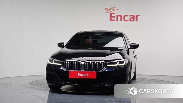 BMW 5 Series (G30) id 3697283 из Кореи 13