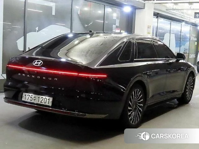 Hyundai Grandeur (GN7) id 4887213 из Кореи 12