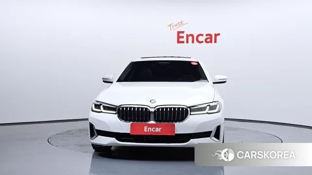 BMW 5 Series (G30) id 3421052 из Кореи 13