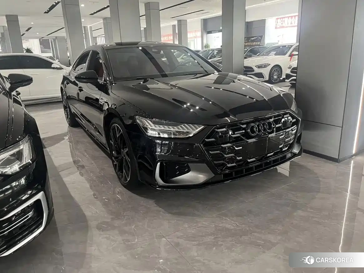 Audi A7L 2023 Черный из Китая, фото 3