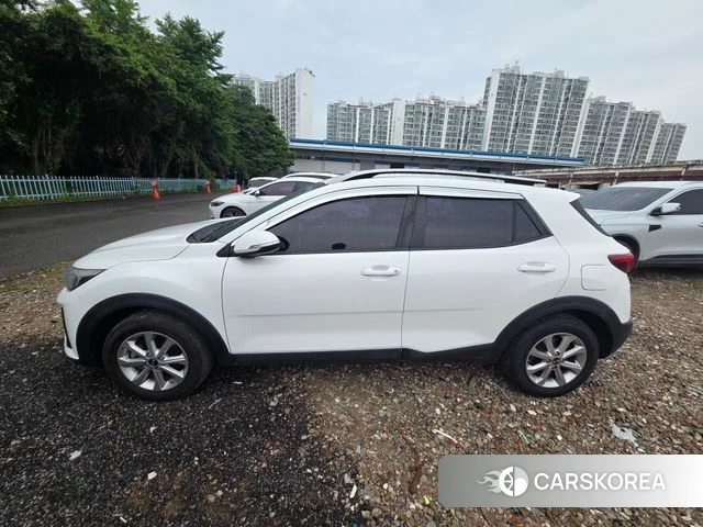 Kia Stonic id 4420611 из Кореи 11