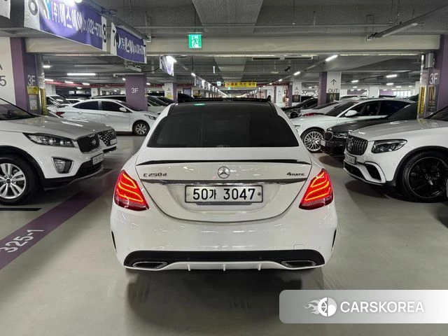 Mercedes-Benz C-Class W205 id 4770846 из Кореи 8