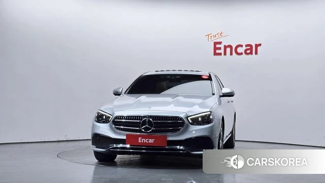 Mercedes-Benz E-Class W213 id 4223681 из Кореи 23