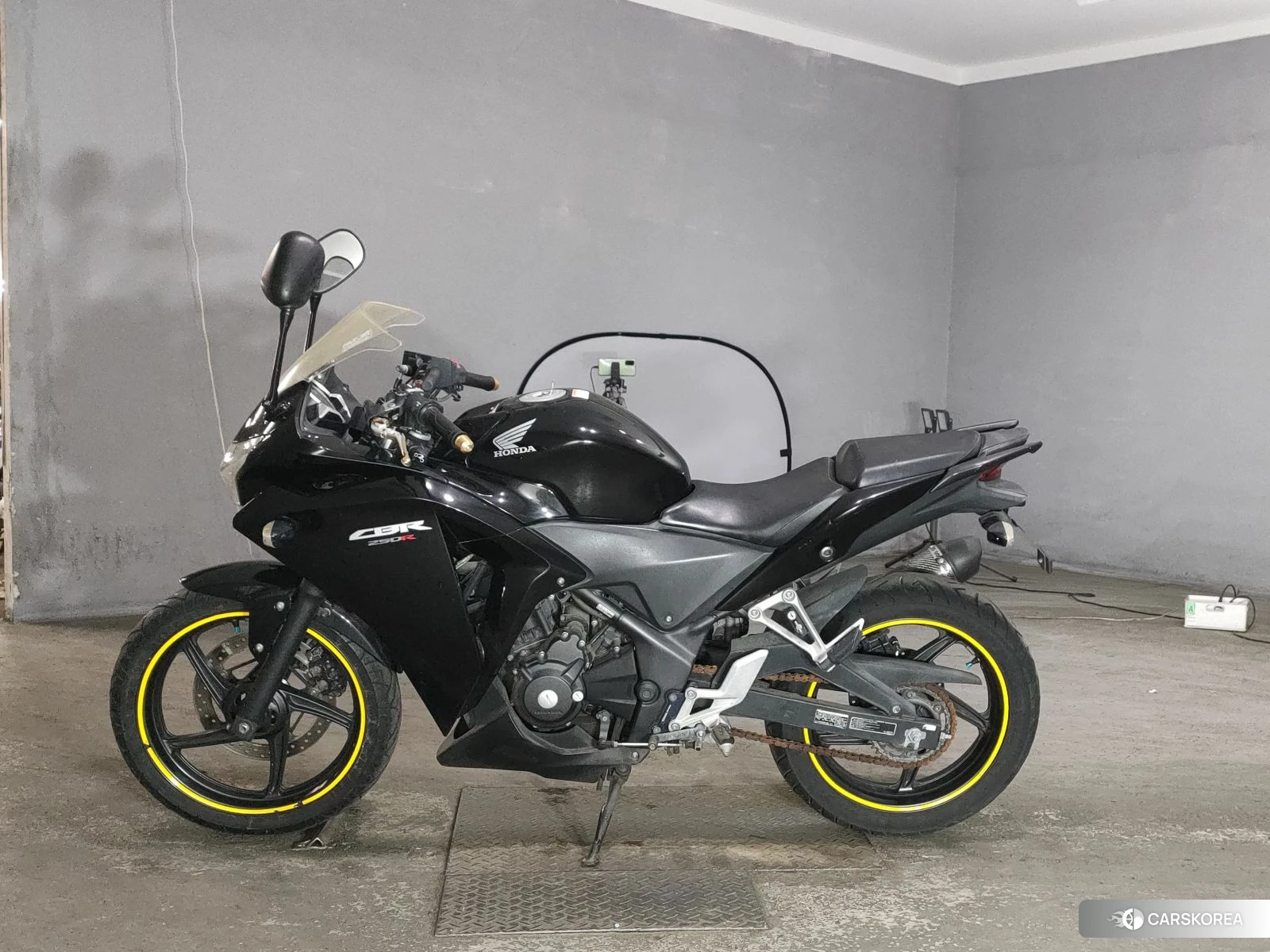 Проданный Honda CBR250R id 3947109 из Японии