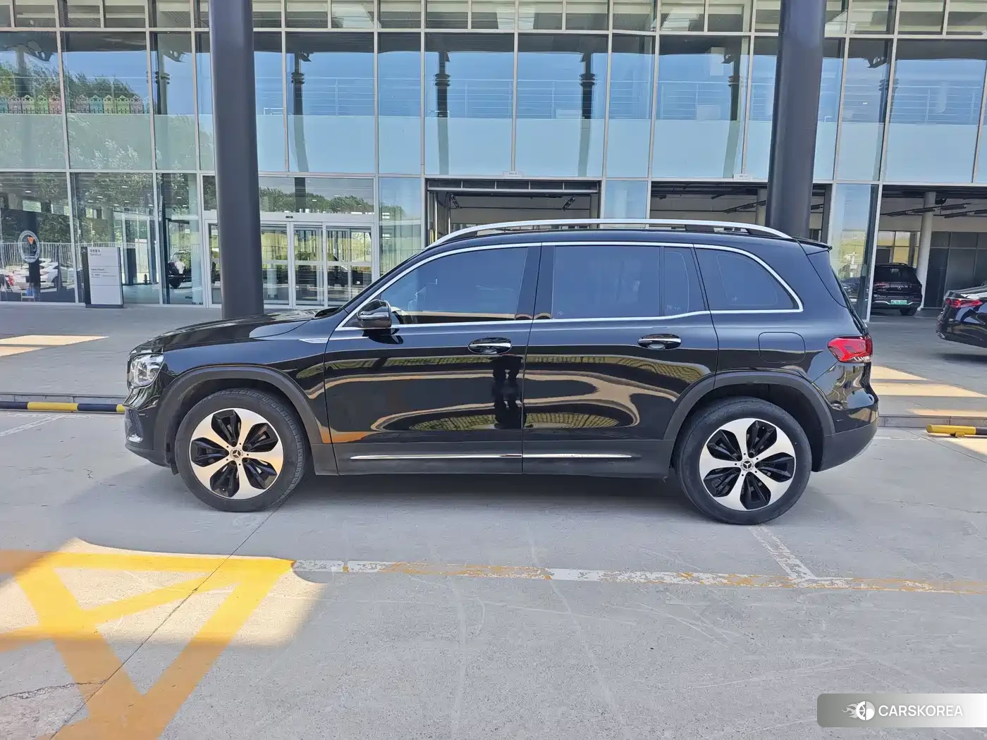 Mercedes-Benz GLB 2023 Черный из Китая, фото 4