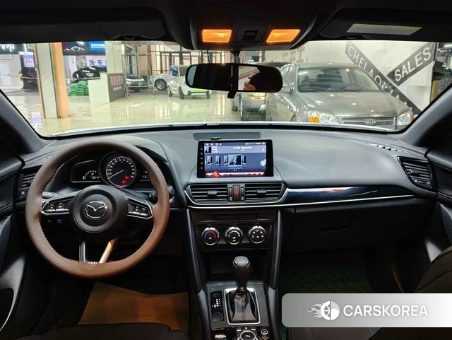 Mazda CX-4 2023 Белый из Китая, фото 3