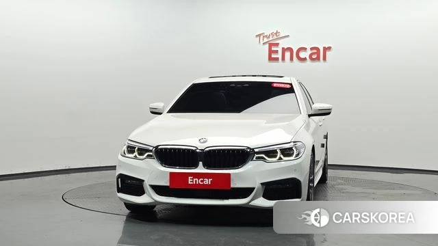 BMW 5 Series (G30) id 4614775 из Кореи 23