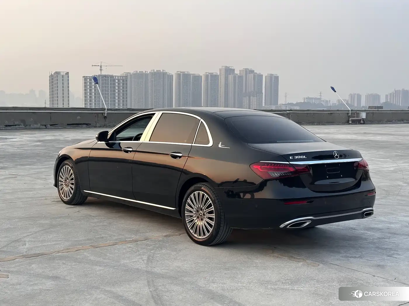 Mercedes-Benz E-Class 2023 Черный из Китая, фото 3