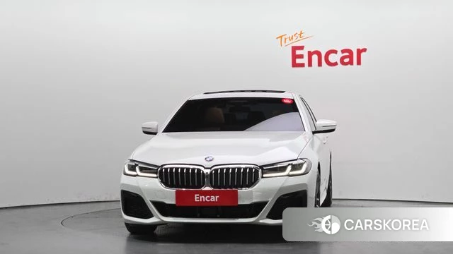 BMW 5 Series (G30) id 4223288 из Кореи 23