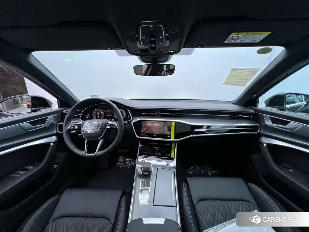 Audi A6L id 4559644 из Китая 23