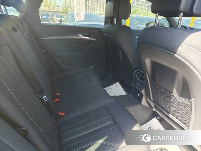 Audi Q5L id 3920685 из Китая 17