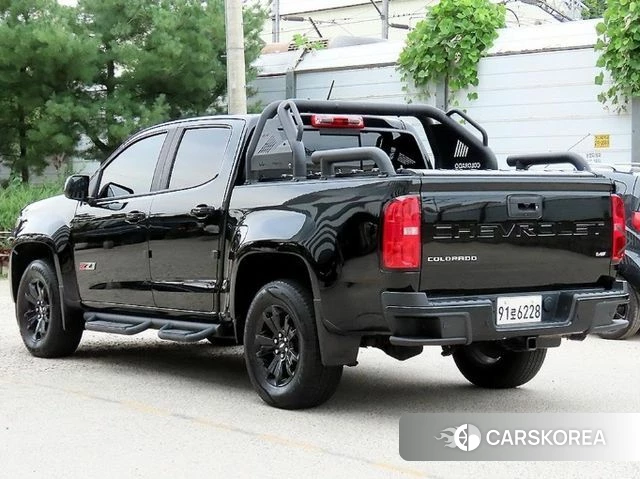 Chevrolet (GM Daewoo) Real New Colorado 2022 Черный из Кореи, фото 3