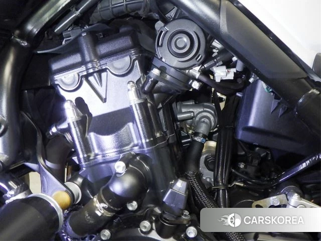 Engine photo