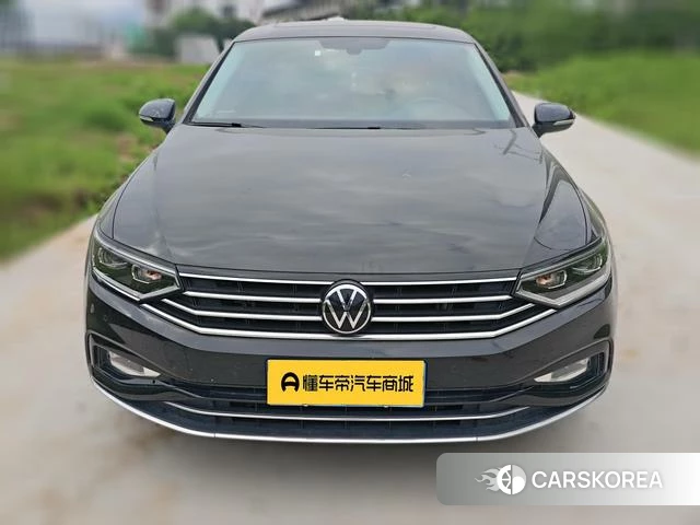 Volkswagen Magotan 2022 Черный из Китая, фото 3