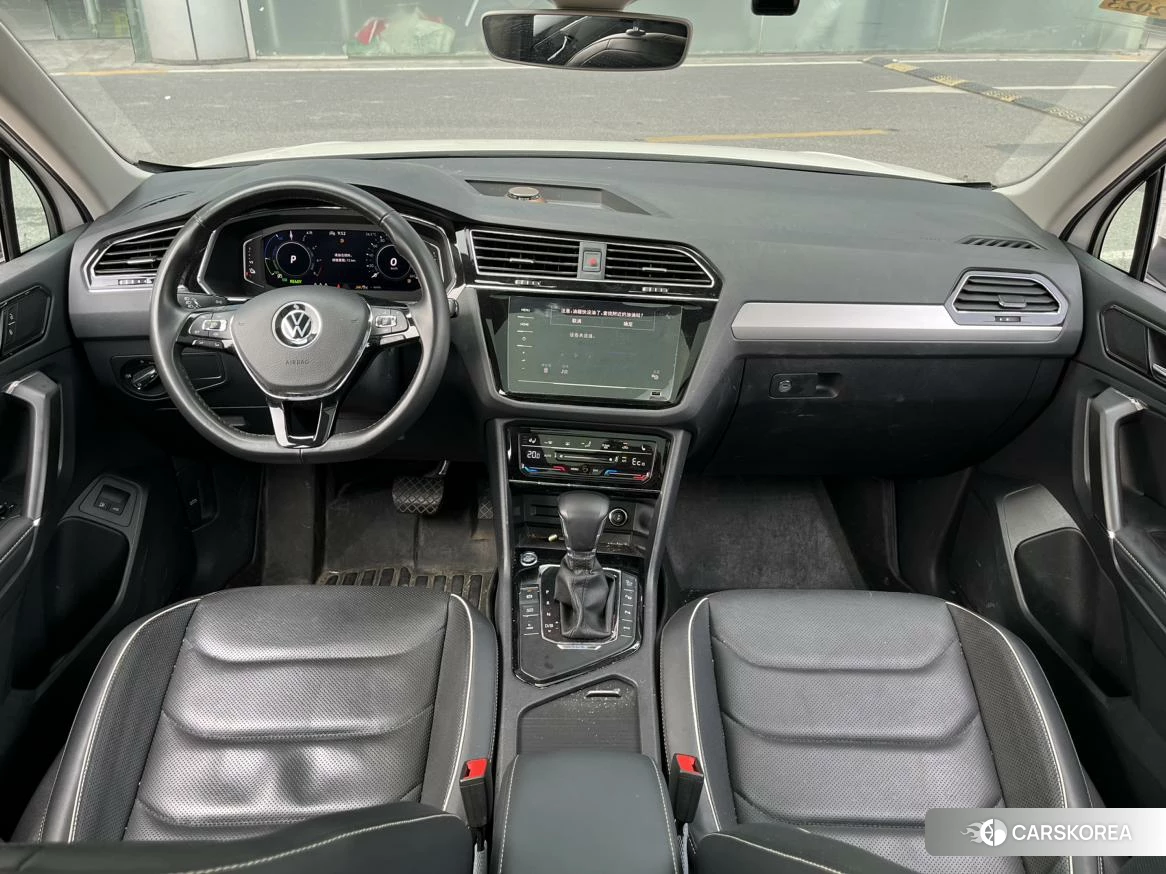 Volkswagen Tiguan L PHEV id 4513482 из Китая 9