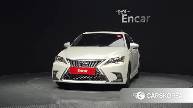 Lexus CT200h id 3611636 из Кореи 13