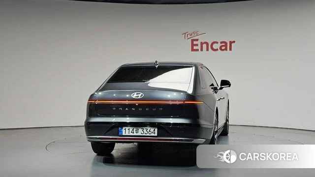 Hyundai Grandeur (GN7) id 4468282 из Кореи 23
