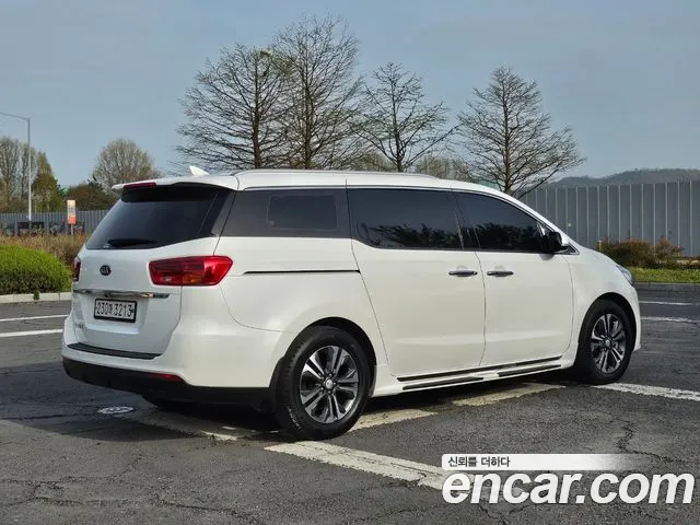 Kia The New Carnival id 2635294 из Кореи 13