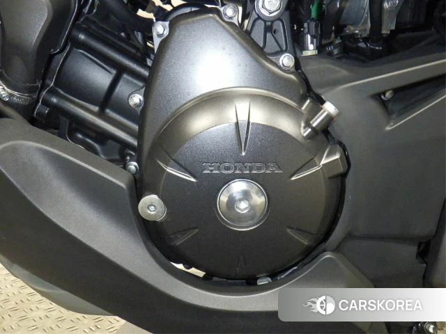 Engine photo