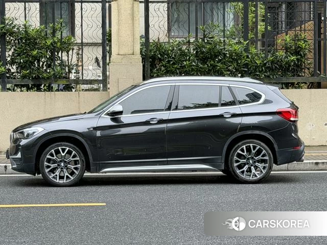 BMW X1 2022 Темно-серый из Китая, фото 6