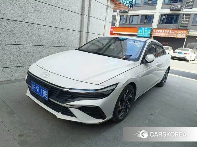 Hyundai Elantra 2024 Белый из Китая, фото 3