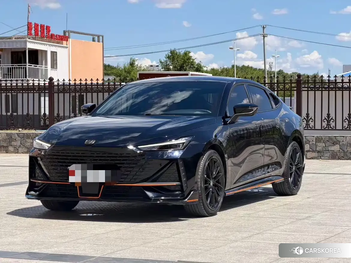 Chang'an Changan UNI-V 2023 Черный из Китая, фото 3