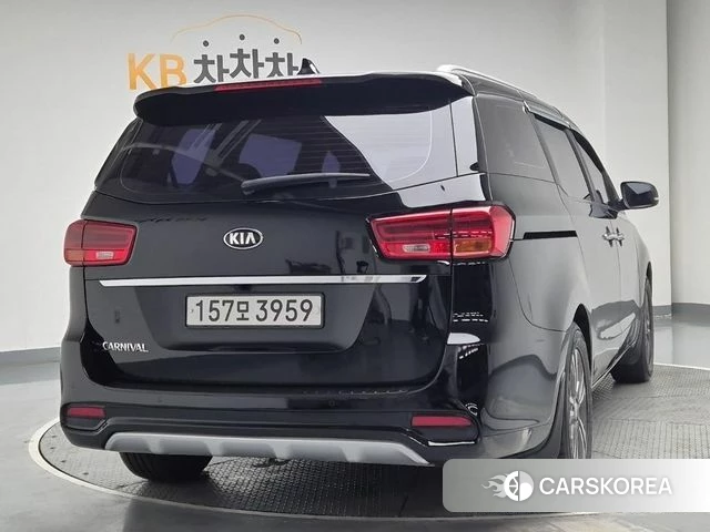 Kia The New Carnival id 4325654 из Кореи 11