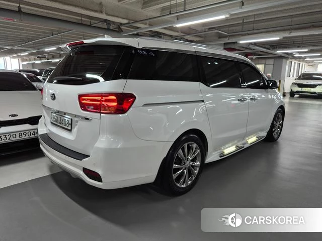 Kia The New Carnival id 4595456 из Кореи 10