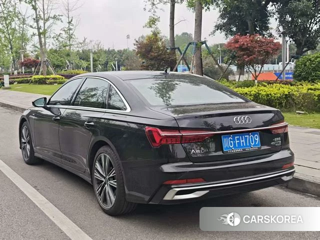 Audi A6L id 4328627 из Китая 19